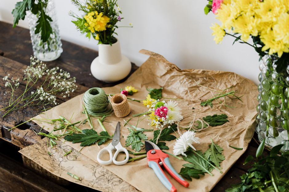 DIY mistakes vs pro fixes: what UK florists do differently
